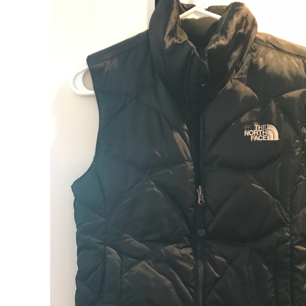 Size XS The North Face Black Aconcagua Vest